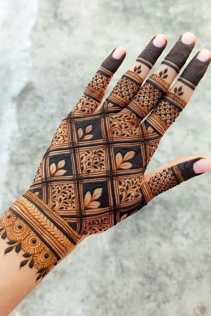 Rose Motif Mehendi