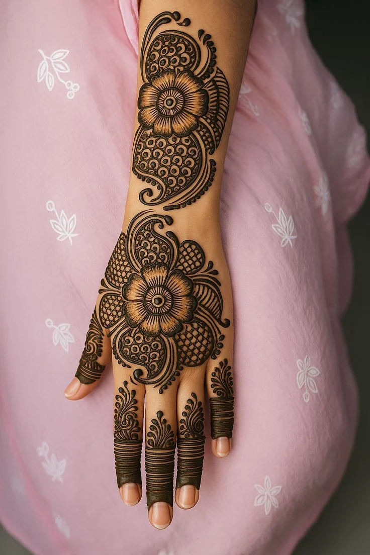 Symmetrical Palm Design